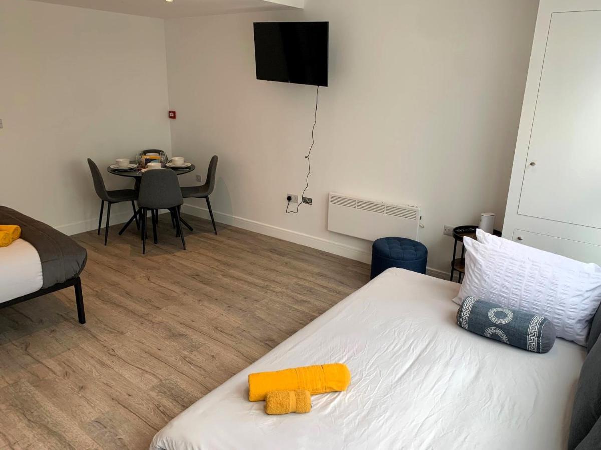 Modern Studio Flat Near Highbury & Islington Station Лондон Экстерьер фото