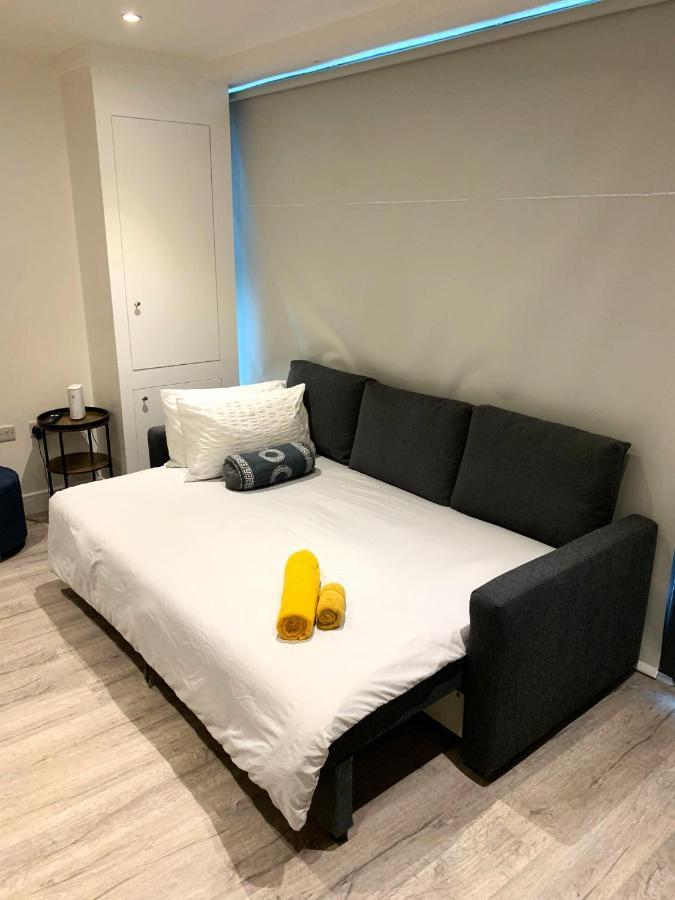 Modern Studio Flat Near Highbury & Islington Station Лондон Экстерьер фото