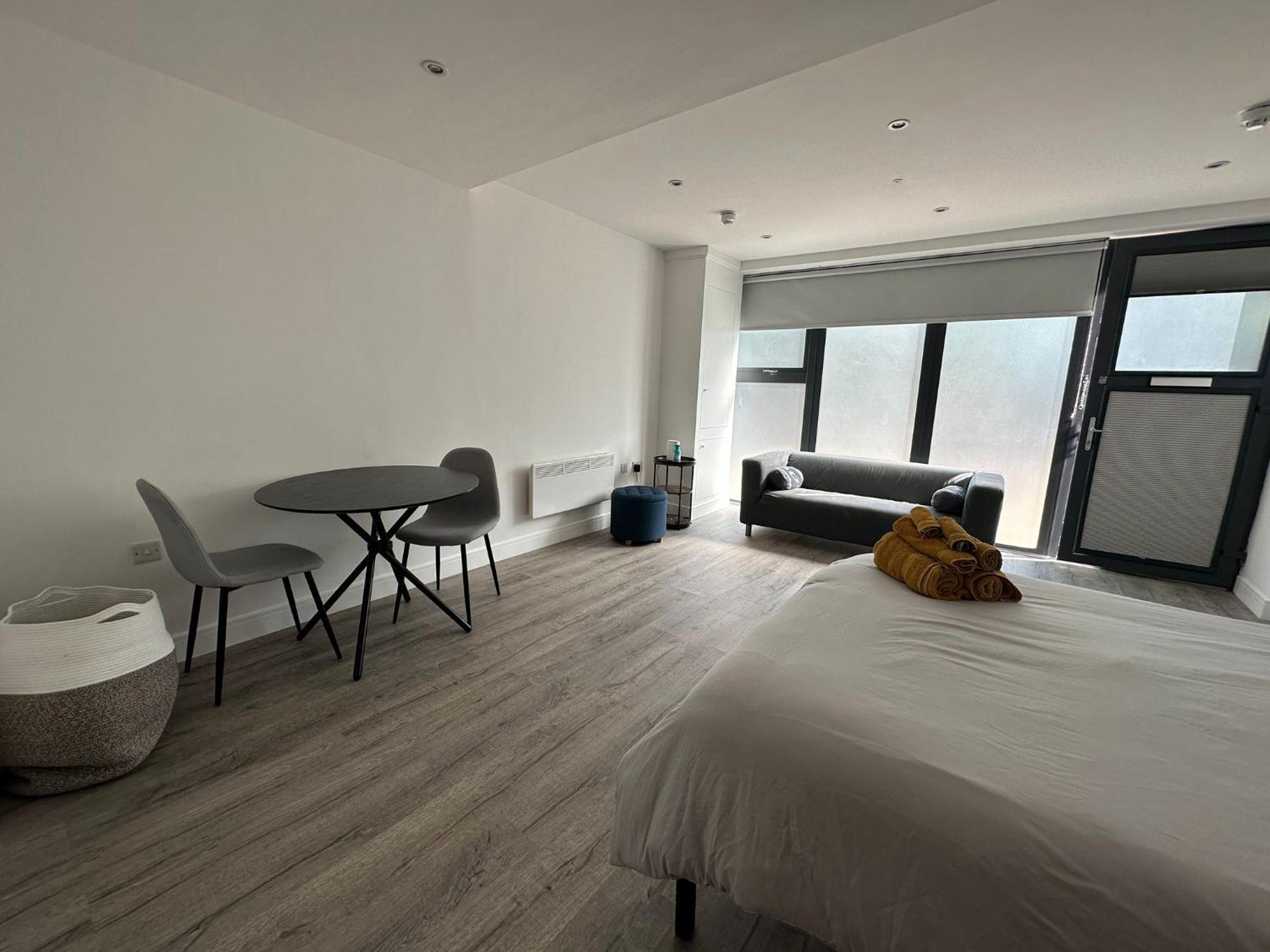 Modern Studio Flat Near Highbury & Islington Station Лондон Экстерьер фото