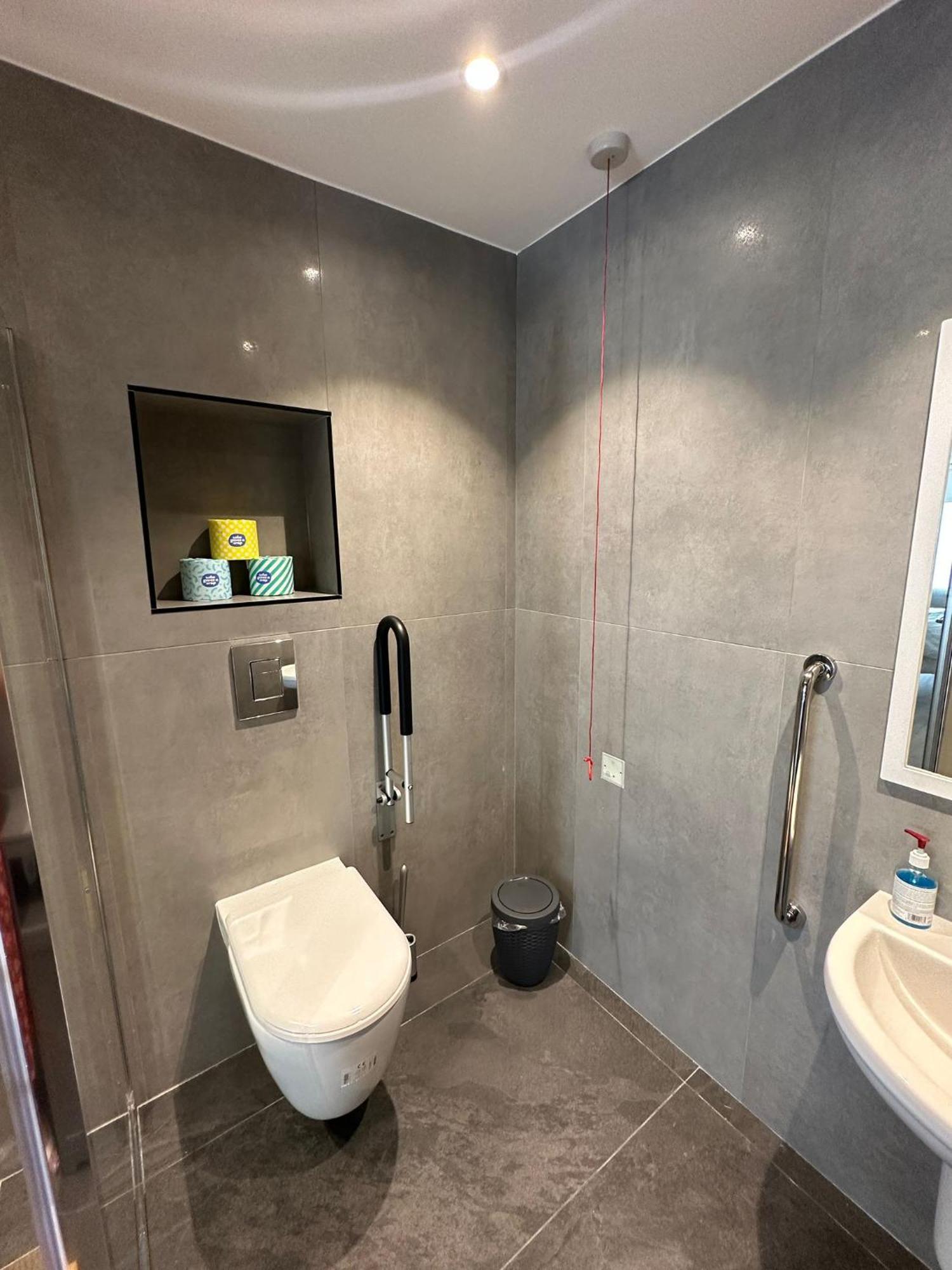 Modern Studio Flat Near Highbury & Islington Station Лондон Экстерьер фото